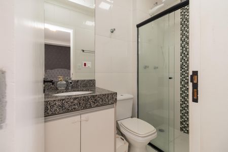 Casa à venda com 78m², 2 quartos e 2 vagas Casa à venda com 78m², 2 quartos e 2 vagasBanheiro da Suíte