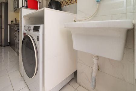 Casa à venda com 78m², 2 quartos e 2 vagas Casa à venda com 78m², 2 quartos e 2 vagasÁrea de Serviço