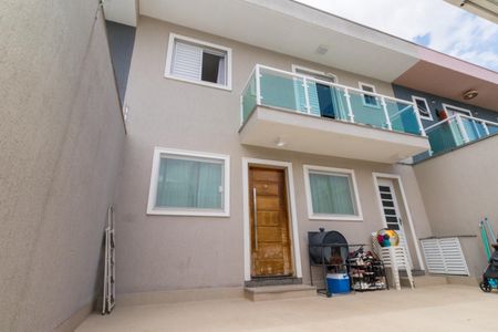 Casa à venda com 78m², 2 quartos e 2 vagas Casa à venda com 78m², 2 quartos e 2 vagasFachada interna