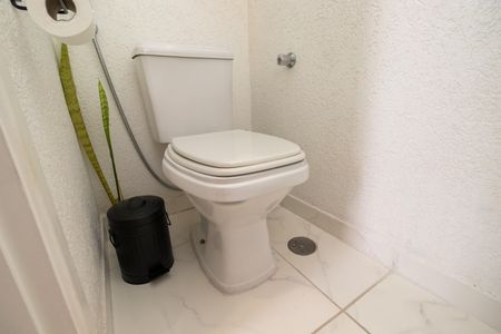 Casa à venda com 78m², 2 quartos e 2 vagas Casa à venda com 78m², 2 quartos e 2 vagasLavabo