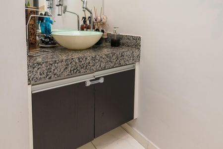 Casa à venda com 78m², 2 quartos e 2 vagas Casa à venda com 78m², 2 quartos e 2 vagasLavabo