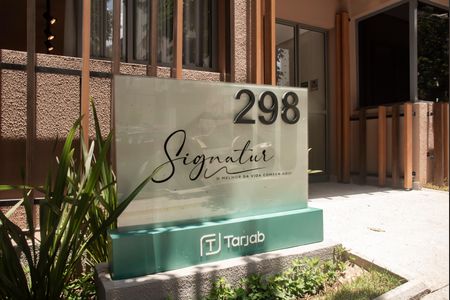 Apartamento à venda com 75m², 2 quartos e 1 vagaFrente