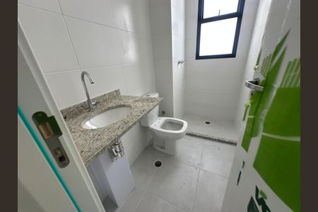 Apartamento à venda com 73m², 3 quartos e 1 vaga Apartamento à venda com 73m², 3 quartos e 1 vagaBanheiro da Suíte