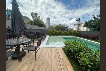 Apartamento à venda com 73m², 3 quartos e 1 vaga Apartamento à venda com 73m², 3 quartos e 1 vagaÁrea comum - Piscina