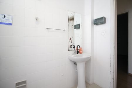 Apartamento para alugar com 80m², 3 quartos e sem vaga Apartamento para alugar com 80m², 3 quartos e sem vagaBanheiro