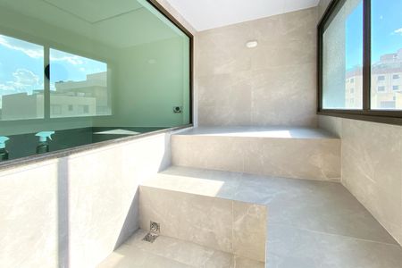 Apartamento à venda com 96m², 3 quartos e 2 vagas Apartamento à venda com 96m², 3 quartos e 2 vagasArea comum