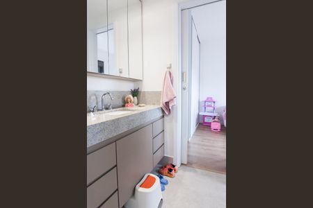 Apartamento à venda com 96m², 3 quartos e 2 vagas Apartamento à venda com 96m², 3 quartos e 2 vagasBanheiro Social