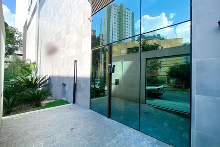 Apartamento à venda com 96m², 3 quartos e 2 vagas Apartamento à venda com 96m², 3 quartos e 2 vagasFachada