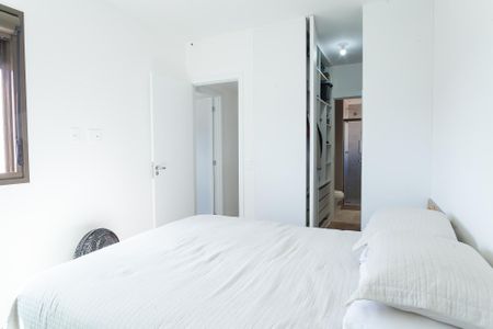 Apartamento à venda com 96m², 3 quartos e 2 vagas Apartamento à venda com 96m², 3 quartos e 2 vagasSuíte