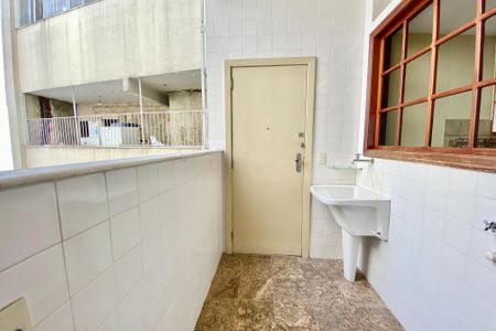 Apartamento à venda com 146m², 3 quartos e 1 vagaÁrea de Serviço