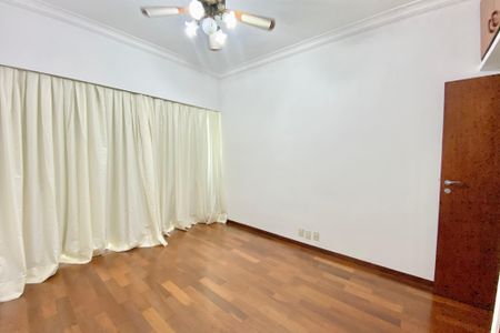 Apartamento à venda com 146m², 3 quartos e 1 vagaQuarto 2