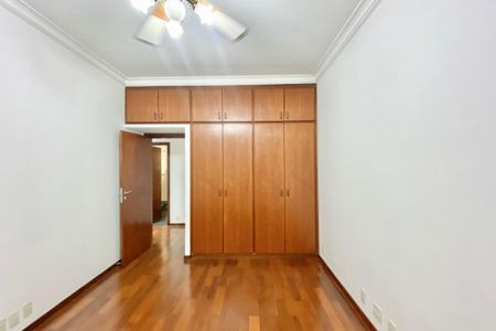 Apartamento à venda com 146m², 3 quartos e 1 vagaQuarto 2