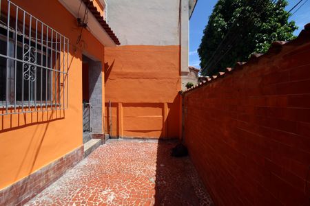 Casa para alugar com 70m², 2 quartos e sem vagaQuintal Frente