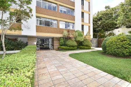 Apartamento para alugar com 125m², 3 quartos e 1 vagaFachada