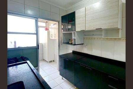 Cozinha de apartamento para alugar com 3 quartos, 79m² em C Brasil (jd P Dutra, Guarulhos