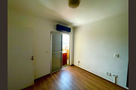 Quarto 3 de apartamento para alugar com 3 quartos, 79m² em C Brasil (jd P Dutra, Guarulhos