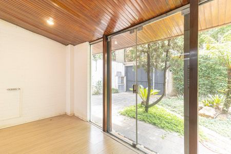 Sala 1 de casa à venda com 5 quartos, 300m² em Indianópolis, São Paulo