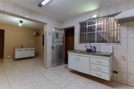 Casa para alugar com 170m², 5 quartos e 2 vagas Casa para alugar com 170m², 5 quartos e 2 vagasCozinha