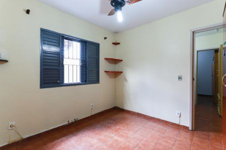 Casa para alugar com 170m², 5 quartos e 2 vagas Casa para alugar com 170m², 5 quartos e 2 vagasQuarto 2