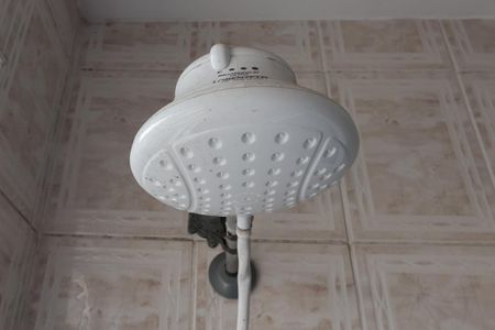 Casa para alugar com 170m², 5 quartos e 2 vagas Casa para alugar com 170m², 5 quartos e 2 vagasBanheiro social