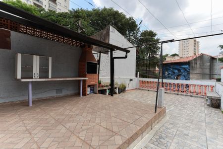 Casa para alugar com 170m², 5 quartos e 2 vagas Casa para alugar com 170m², 5 quartos e 2 vagasTerraço e área de lazer