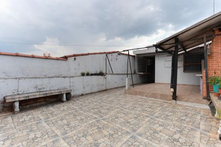 Casa para alugar com 170m², 5 quartos e 2 vagas Casa para alugar com 170m², 5 quartos e 2 vagasTerraço e área de lazer