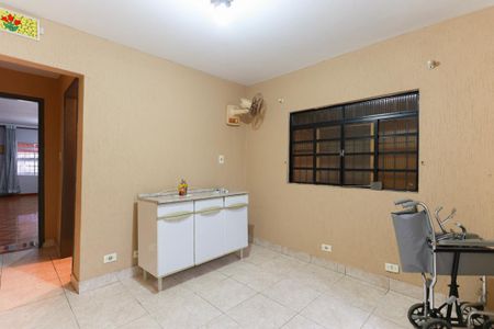 Casa para alugar com 170m², 5 quartos e 2 vagas Casa para alugar com 170m², 5 quartos e 2 vagasCopa