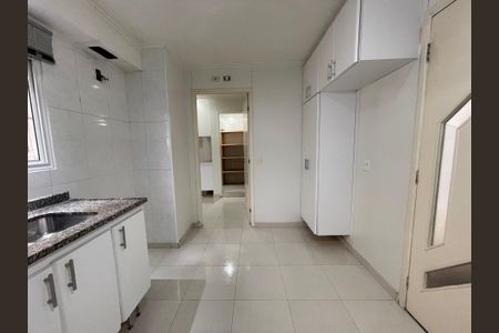 Apartamento à venda com 96m², 3 quartos e 2 vagas Apartamento à venda com 96m², 3 quartos e 2 vagasCozinha