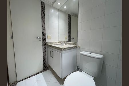 Apartamento à venda com 96m², 3 quartos e 2 vagas Apartamento à venda com 96m², 3 quartos e 2 vagasBanheiro 2