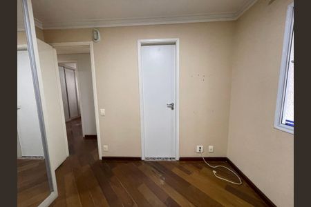 Apartamento à venda com 96m², 3 quartos e 2 vagas Apartamento à venda com 96m², 3 quartos e 2 vagasQuarto 3