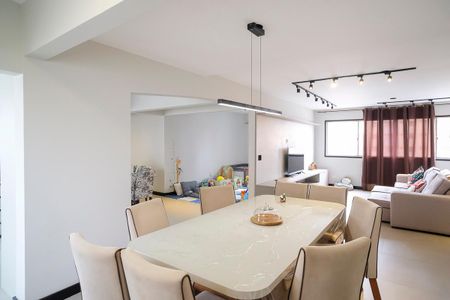 Apartamento à venda com 170m², 4 quartos e 2 vagasSala