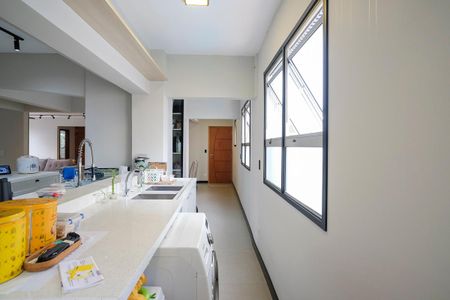 Apartamento à venda com 170m², 4 quartos e 2 vagasÁrea de serviço