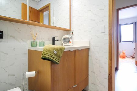 Apartamento à venda com 170m², 4 quartos e 2 vagasBanheiro