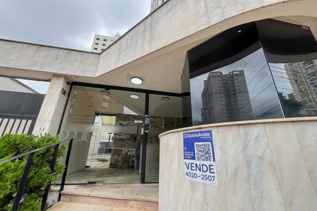 Apartamento à venda com 170m², 4 quartos e 2 vagasFachada+plaquinha