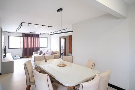 Apartamento à venda com 170m², 4 quartos e 2 vagasSala