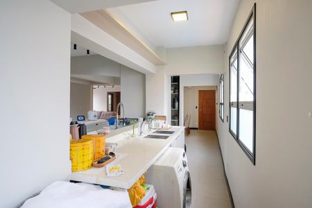 Apartamento à venda com 170m², 4 quartos e 2 vagasÁrea de serviço