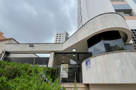 Apartamento à venda com 170m², 4 quartos e 2 vagasFachada+plaquinha