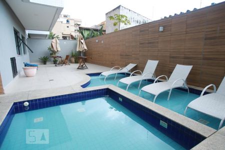 Apartamento para alugar com 66m², 2 quartos e 1 vaga