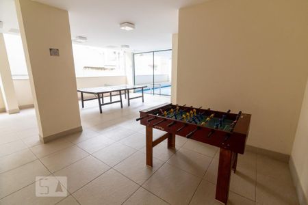 Apartamento para alugar com 66m², 2 quartos e 1 vaga