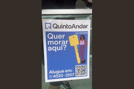 Apartamento para alugar com 83m², 3 quartos e 2 vagasPlaca instalada na varanda da sala no terceiro andar. Cod SNOQ-917