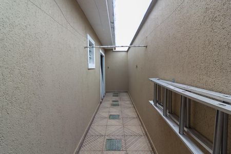 Casa à venda com 75m², 2 quartos e 2 vagas Casa à venda com 75m², 2 quartos e 2 vagasVaranda Quarto 2