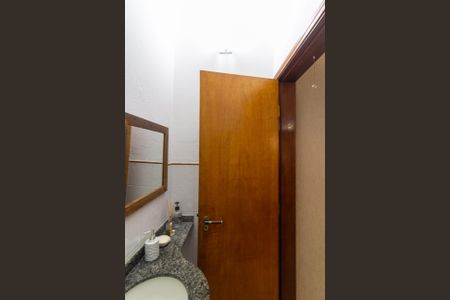 Casa à venda com 75m², 2 quartos e 2 vagas Casa à venda com 75m², 2 quartos e 2 vagasLavabo