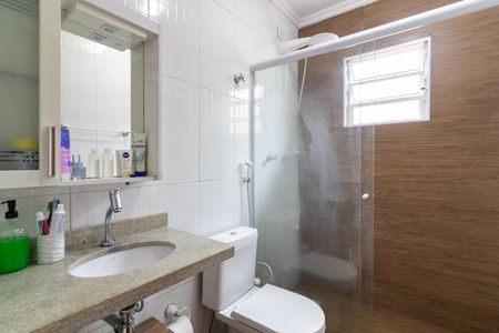 Casa à venda com 75m², 2 quartos e 2 vagas Casa à venda com 75m², 2 quartos e 2 vagasBanheiro Social