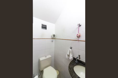 Casa à venda com 75m², 2 quartos e 2 vagas Casa à venda com 75m², 2 quartos e 2 vagasLavabo