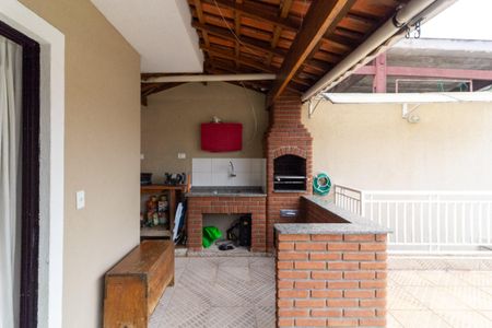 Casa à venda com 75m², 2 quartos e 2 vagas Casa à venda com 75m², 2 quartos e 2 vagasTerraço e área Gourmet