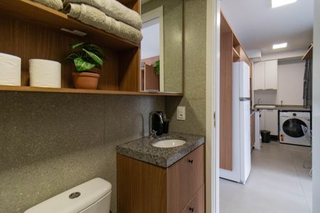 Apartamento para alugar com 34m², 2 quartos e sem vagaBanheiro