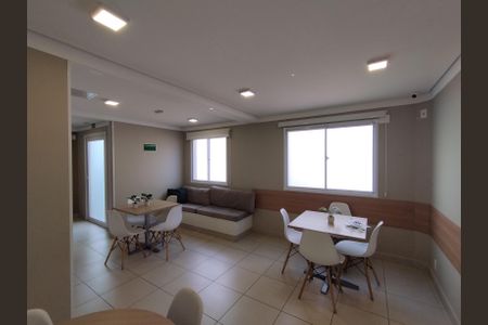 Apartamento à venda com 33m², 2 quartos e sem vaga Apartamento à venda com 33m², 2 quartos e sem vagaÁrea comum - Salão de festas