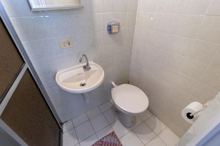 Apartamento para alugar com 25m², 1 quarto e sem vaga Apartamento para alugar com 25m², 1 quarto e sem vagaBanheiro Social