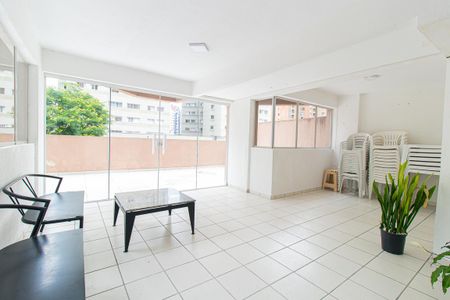 Apartamento para alugar com 25m², 1 quarto e sem vaga Apartamento para alugar com 25m², 1 quarto e sem vagaÁrea comum - Salão de festas