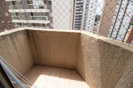 Sacada de apartamento para alugar com 1 quarto, 25m² em Bigorrilho, Curitiba
